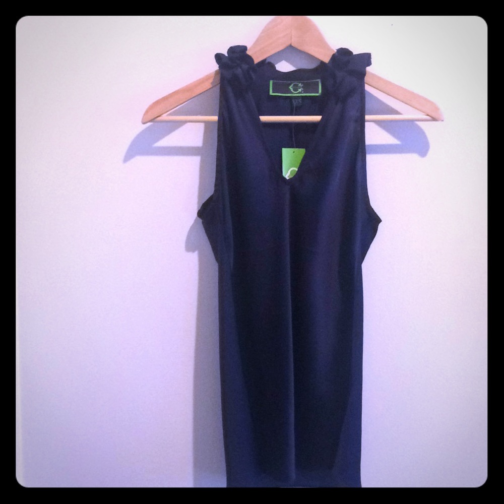Sleeveless blouse